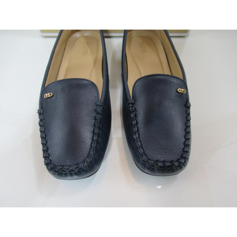 Michael Kors Eve Moccasin Leather MK Logo Navy Size 8 - Picture 4 of 7